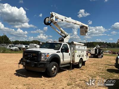 Altec AT40G, 45 ft, Articulating & Telescopic Bucket Truck