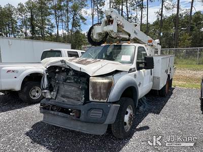 Altec AT37G, 42 ft, Articulating & Telescopic Bucket Truck