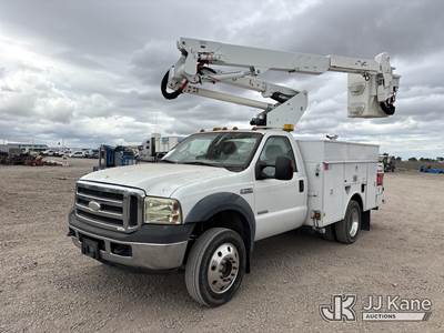 Altec AT37G, 42 ft, Articulating & Telescopic Bucket