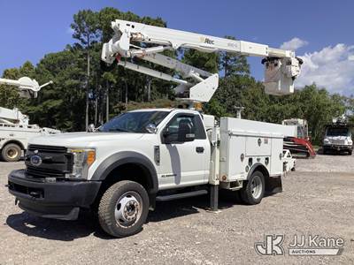 Altec AT40G, 45 ft, Articulating & Telescopic Bucket Truck