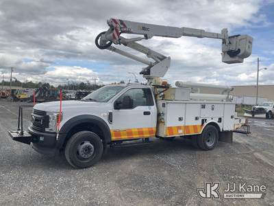 Altec AT37G, 42 ft, Articulating & Telescopic Bucket Truck