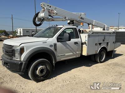 Altec AT40G, 45 ft, Articulating & Telescopic Bucket Truck