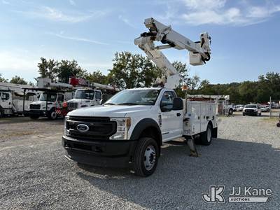 Altec AT41M, 45 ft, Articulating & Telescopic Bucket Truck