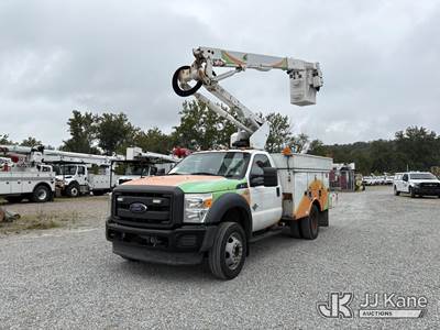 Altec AT40G, 45 ft, Articulating & Telescopic Bucket Truck