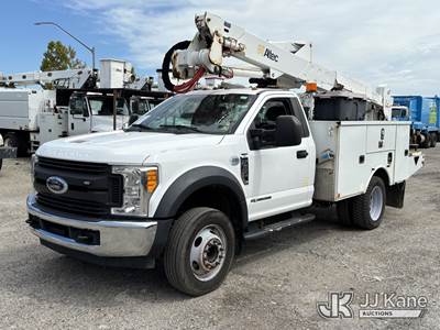 Altec AT37G, 42 ft, Articulating & Telescopic Bucket Truck