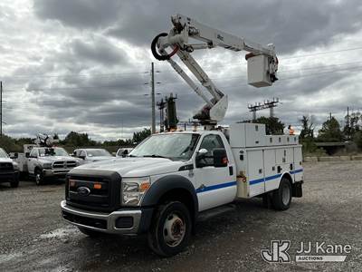 Altec AT37G, 42 ft, Articulating & Telescopic Bucket Truck
