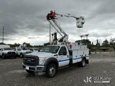 Altec AT40G, 45 ft, Articulating & Telescopic Bucket Truck