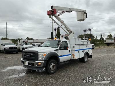 Versalift SST40EIH-01, 45 ft, Articulating & Telescopic Bucket Truck