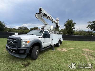 Altec AT40M, 45 ft, Articulating & Telescopic Material Handling Bucket Truck