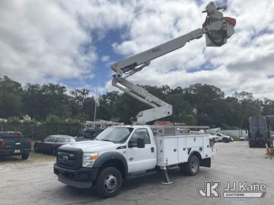 Altec AT40-MH, 45 ft, Articulating & Telescopic Material Handling Bucket Truck
