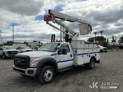 Versalift SST40EIH-01, 45 ft, Articulating & Telescopic Bucket Truck