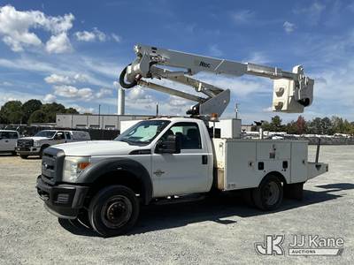 Altec AT37G, 42 ft, Articulating & Telescopic Bucket Truck