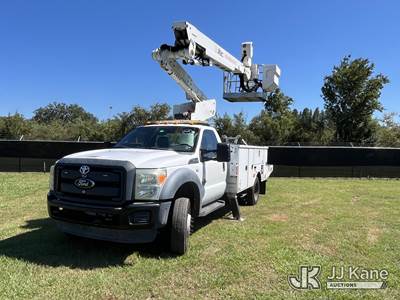 Altec A40S, 45 ft, Articulating & Telescopic Non-Insulated Bucket Truck