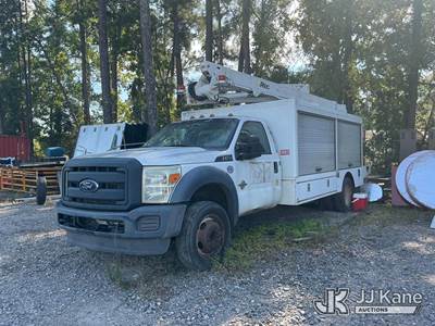 Altec AT248F, 48 ft, Articulating & Telescopic Non-Insulated Bucket Truck