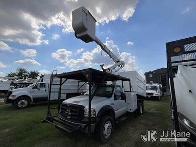 Altec AT37-G, 42 ft, Articulating & Telescopic Bucket Truck