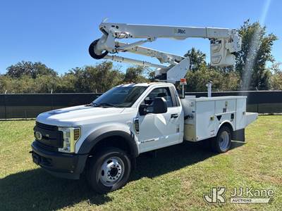 Altec AT40G, 40 ft, Articulating & Telescopic Bucket Truck