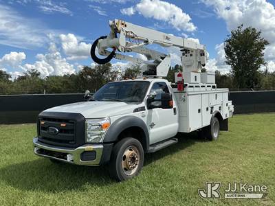 Altec AT40G, 45 ft, Articulating & Telescopic Bucket Truck