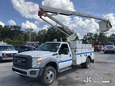 Versalift SST40EIH-01, 45 ft, Articulating & Telescopic Bucket Truck