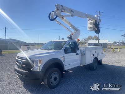 Altec AT37G, 42 ft, Articulating & Telescopic Bucket Truck