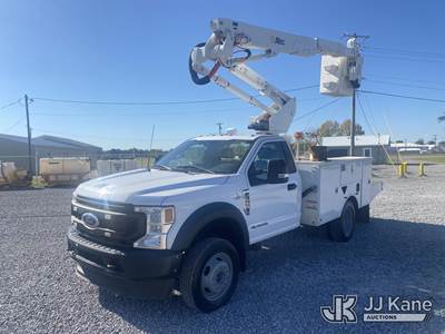 Altec AT37G, 42 ft, Articulating & Telescopic Bucket Truck