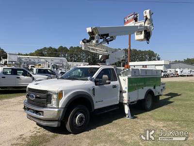 Altec AT40-MH, 45 ft, Articulating & Telescopic Material Handling Bucket Truck