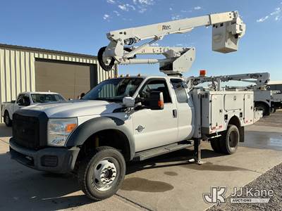 Altec AT40G, 45 ft, Articulating & Telescopic Bucket Truck