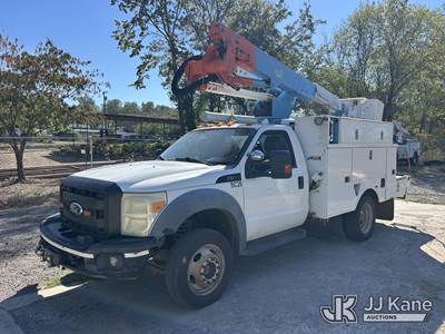 Altec AT37G, 42 ft, Articulating & Telescopic Bucket Truck