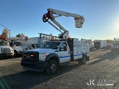 Altec AT40G, 45 ft, Articulating & Telescopic Bucket Truck