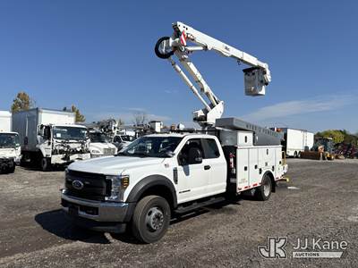 Altec AT40G, 45 ft, Articulating & Telescopic Bucket Truck