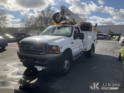 Altec AT37-G, 40 ft, Articulating & Telescopic Bucket Truck