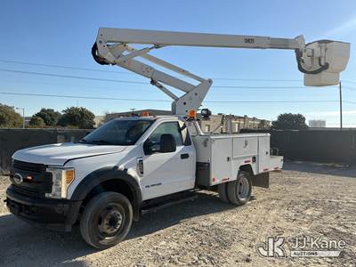 ETI ETC37-IH, 42 ft, Articulating & Telescopic Bucket Truck