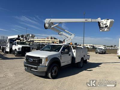 ETI ETC37-IH, 42 ft, Articulating & Telescopic Bucket Truck