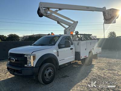 ETI ETC37-IH, 42 ft, Articulating & Telescopic Bucket Truck