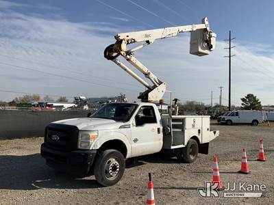 Altec AT37G, 42 ft, Articulating & Telescopic Bucket Truck