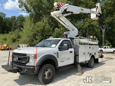 Altec AT41M, 45 ft, Articulating & Telescopic Material Handling Bucket Truck