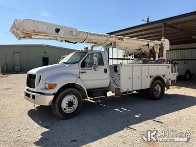 Ford F-750 Boom / Bucket Truck
