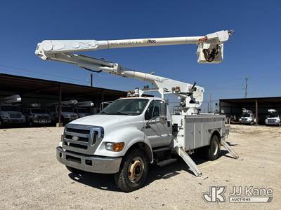 Ford F-750 Boom / Bucket Truck