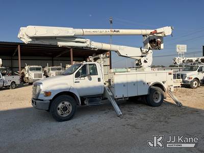 Ford F-750 Boom / Bucket Truck