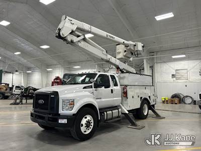 Terex/HiRanger HR46M, 51 ft, Material Handling Bucket