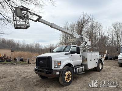 Altec A40P, 40 ft, Non-Insulated Cable Placing Bucket Truck