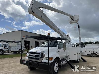 Altec AA55E, 60 ft, Bucket Truck