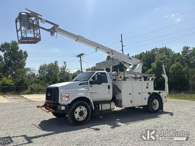 Altec T40P, 40 ft, Telescopic Non-Insulated Cable Placing Bucket Truck