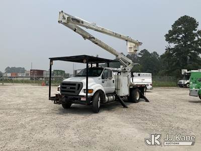 Terex/Telelect Hi-Ranger XT-60, 65 ft, Over-Center Bucket Truck