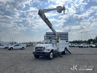 Altec AM55, 60 ft, Over-Center Material Handling Bucket Truck
