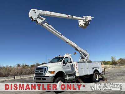 HiRanger 5TC-55, 60 ft, Material Handling Bucket Truck