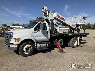Elliott G50F-AUS, 55 ft, Articulating & Telescopic Non-Insulated Platform Lift