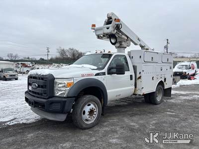 Altec AT235, 40 ft, Articulating & Telescopic Non-Insulated Bucket Truck