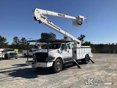 HiRanger 5TC-55, 60 ft, Material Handling Bucket Truck