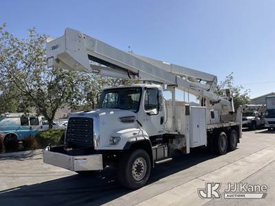 Versalift VST9000I, 95 ft, Articulating & Telescopic Material Handling Bucket Truck