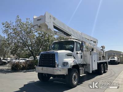 Freightliner 108SD Boom / Bucket Truck